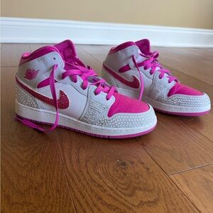 Jordan Kids Sneakers Pink and White embellished